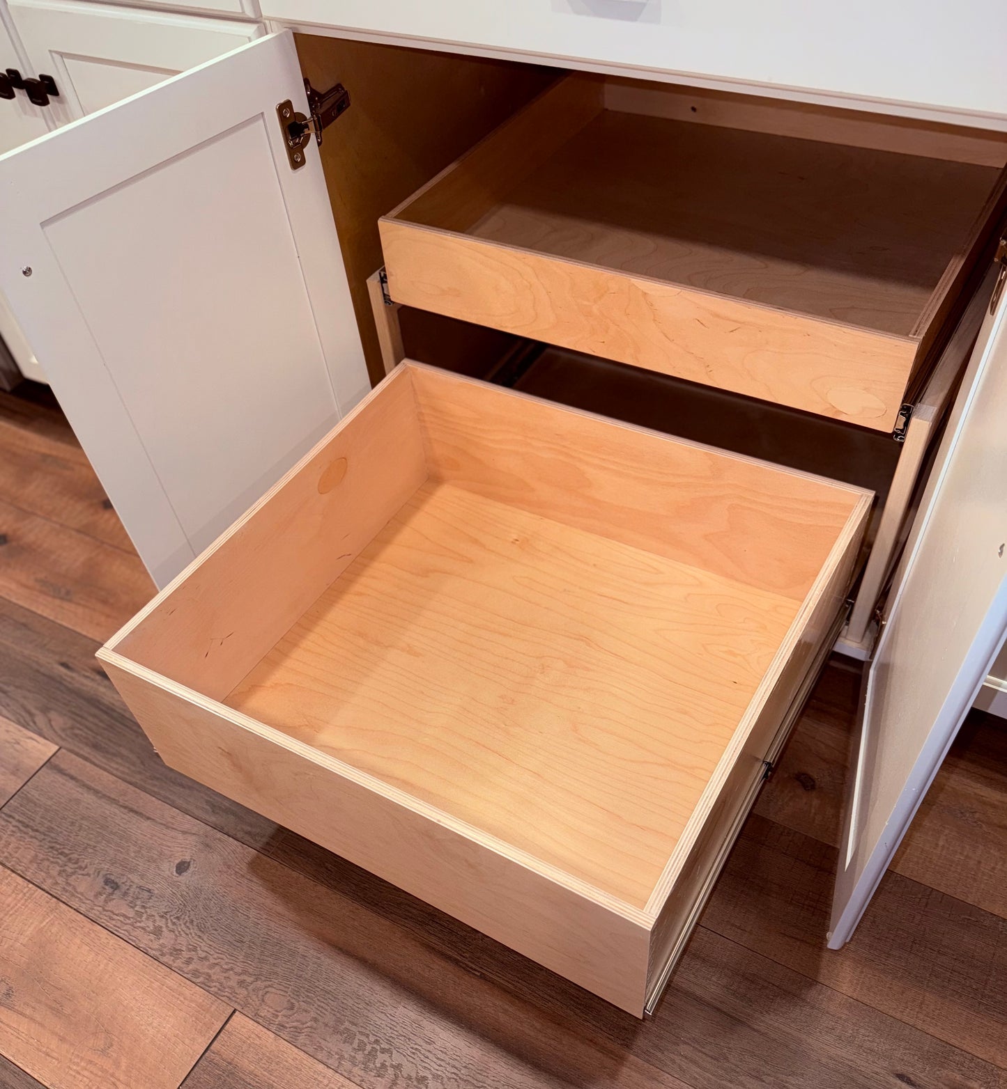 4" Drawer Top / 8" Drawer Bottom #015